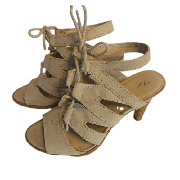 Simply Vera Wang Women’s Sviman Heels Sz 9M Taupe Strappy Faux Suede Open Toe - Picture 1 of 10